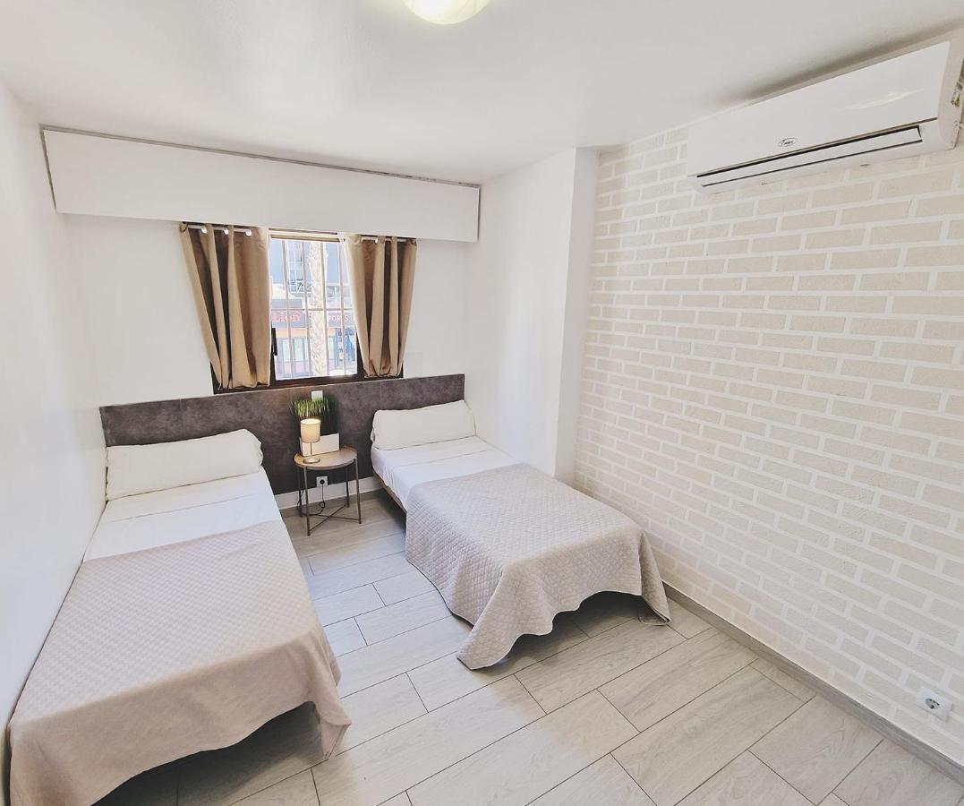 Apartment Carlos V - 1C Бенидорм Экстерьер фото